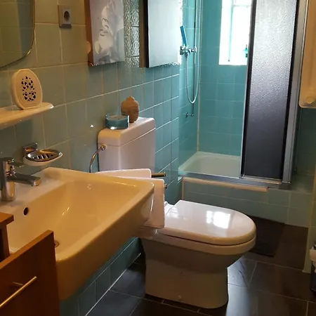 Stilvolles Altbauapartment In Ruhiger Wohngegend * Ντούισμπουργκ