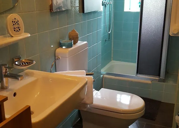 Stilvolles Altbauapartment In Ruhiger Wohngegend * Duisburg