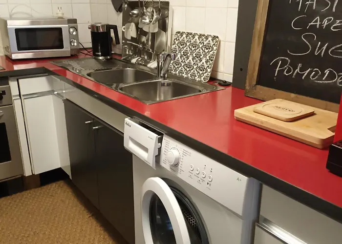 Apartman Stilvolles Altbauapartment In Ruhiger Wohngegend